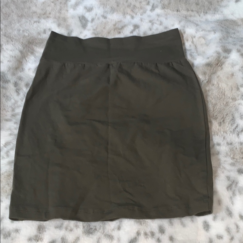 Pencil skirt